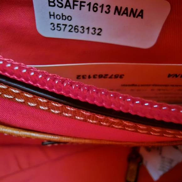 New Dooney and Burke - Picture 5 of 7